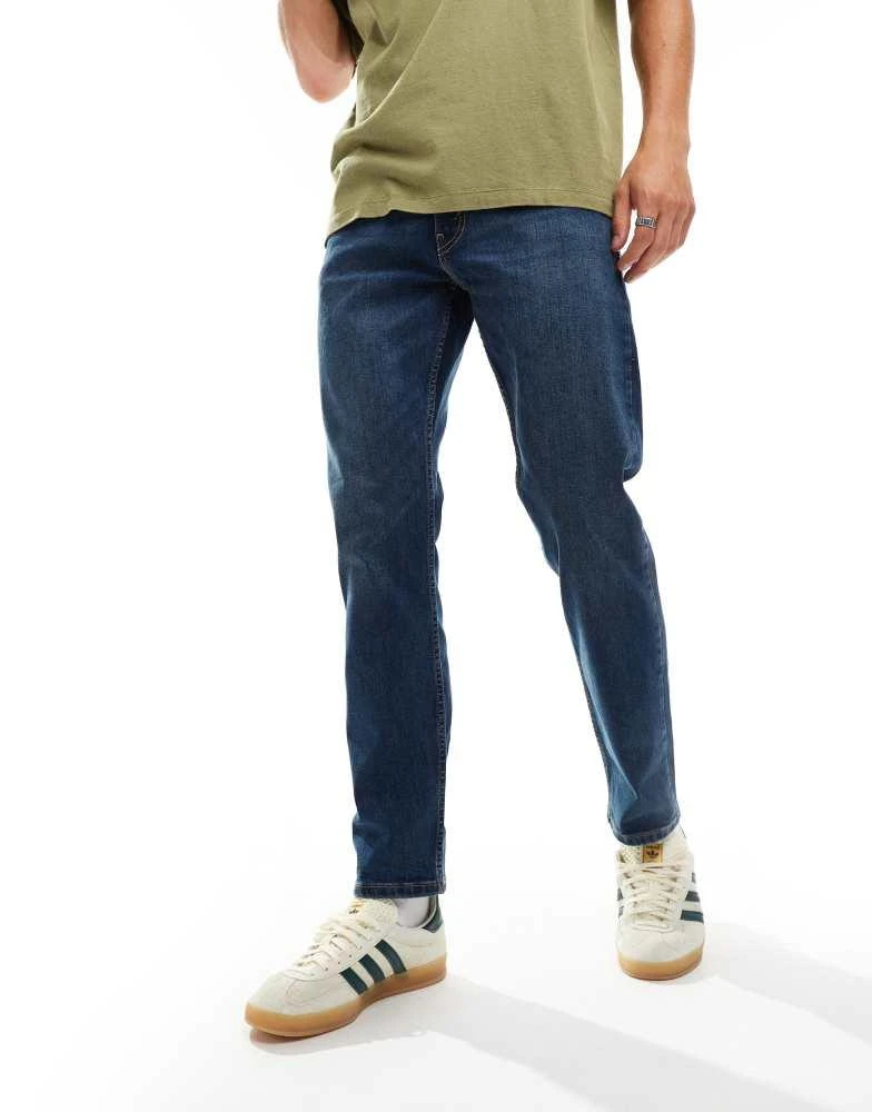 Levi's Levi's 502 tapered fit jeans in mid blue 1