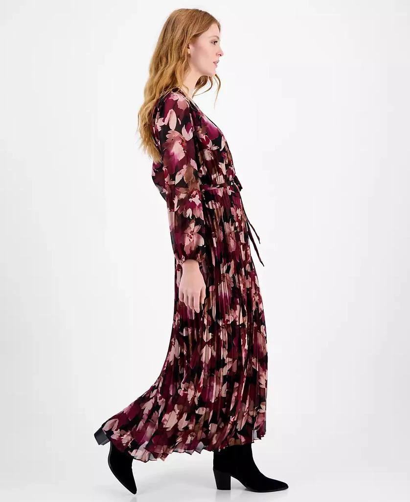 Sandra Darren Petite Surplice-Neck Pleated Maxi Dress 5