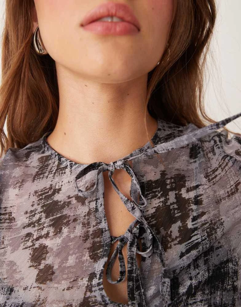 Shop New Look chiffon midi dress in grey pattern on Sale at BeyondStyle   Get 80% Off New Look chiffon midi dress in grey pattern with Limited-Time  Flash Deals, Exclusive Discounts, and