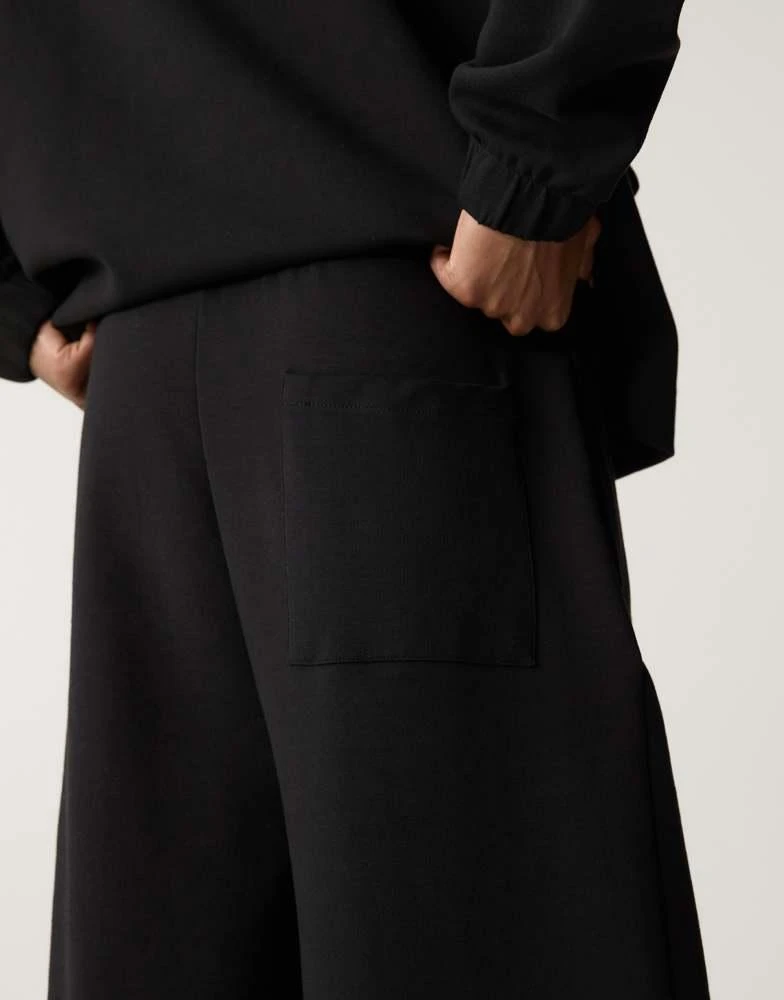 Pull&Bear Pull&Bear wide leg tailored trousers in black 4