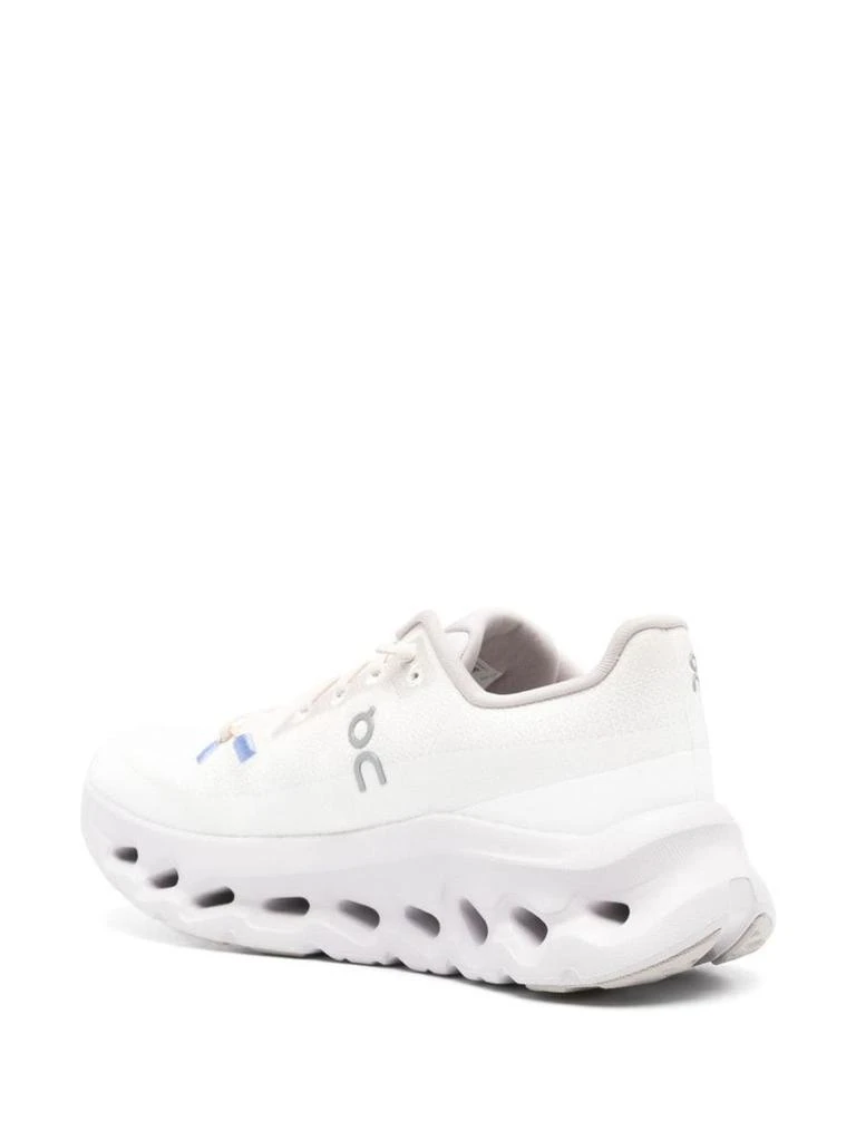 On On Running Cloudtilt Sneakers 3