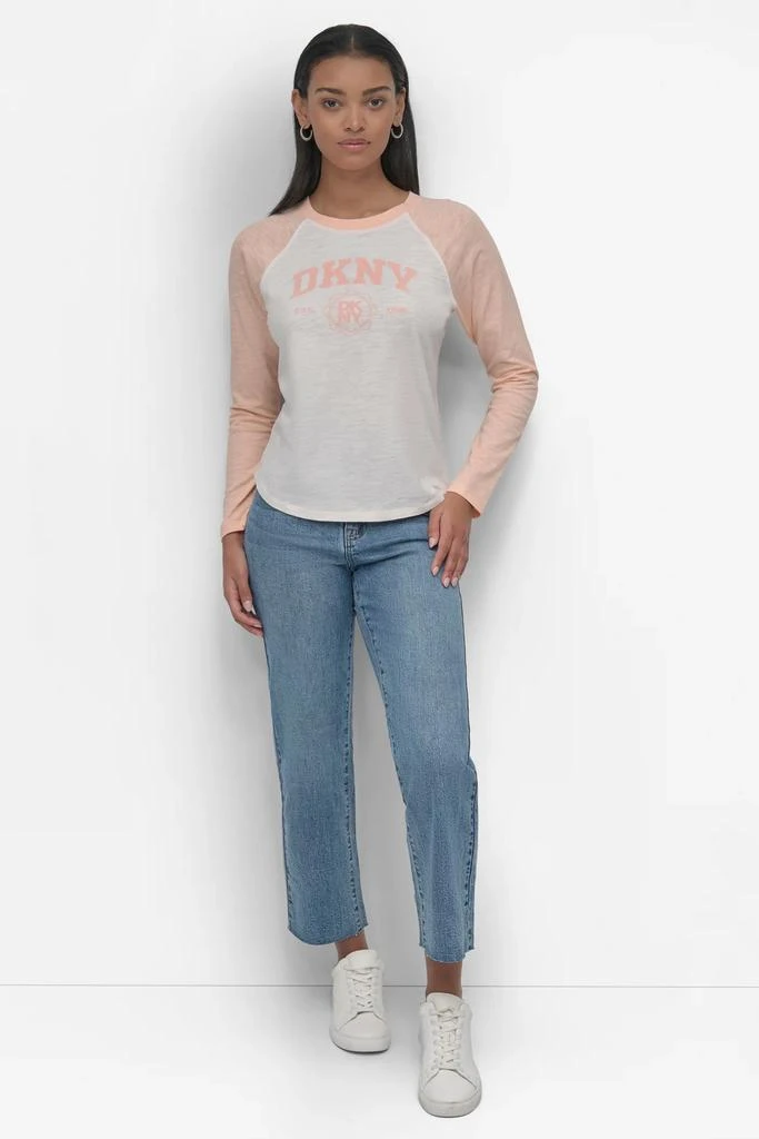 DKNY ARCHED NEW YORK  LOGO RAGLAN LONG SLEEVE TEE 4