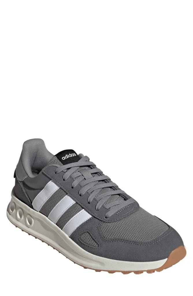 Adidas Run 84 Sneaker