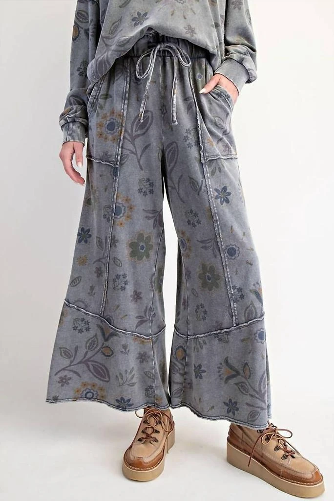 Easel Easel - Floral Printed Terry Pants