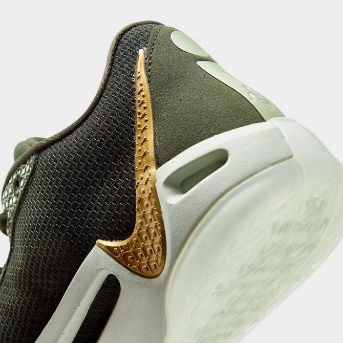 NIKE Women's Nike Sabrina 1 Basketball Shoes 5