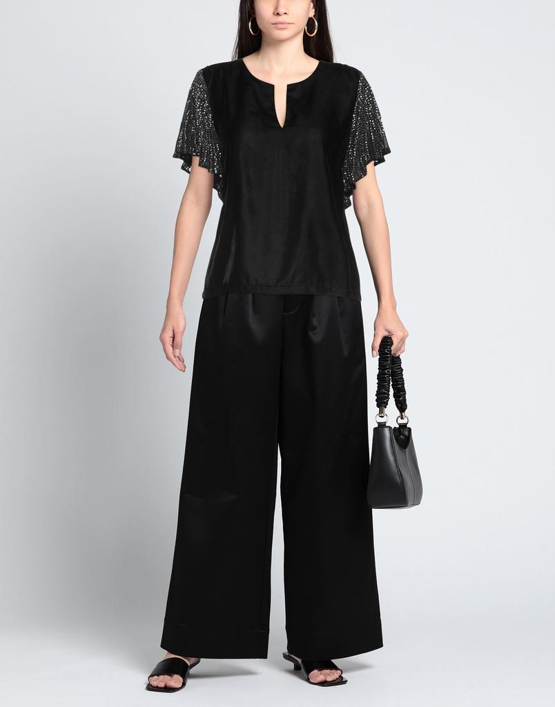 Velvet by Graham & Spencer Top
