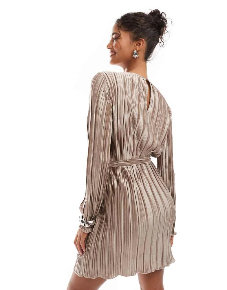 Vero Moda tie waist plisse mini dress in gold  On Sale Now with Up to 7%  Off | Discover Exclusive Deals & Savings at BeyondStyle  Authentic VERO  MODA Home|women with