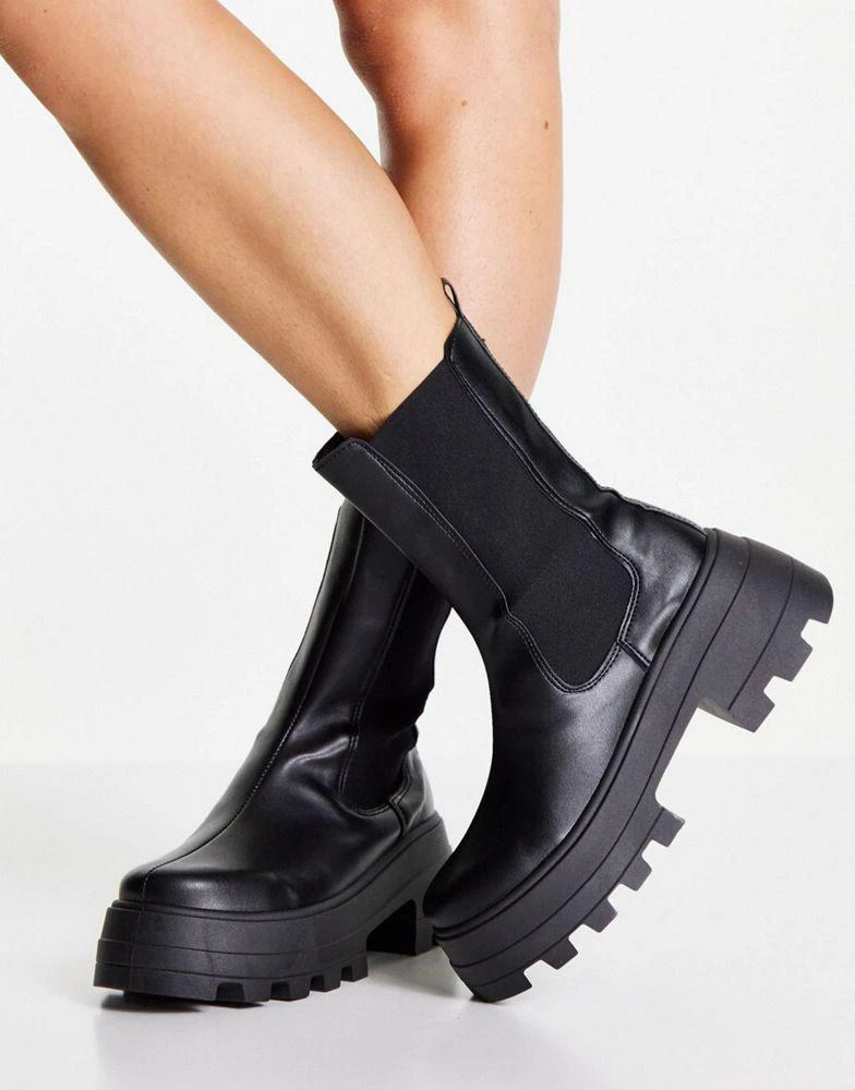 ASOS ASOS DESIGN Ada chunky chelsea boots in black 3