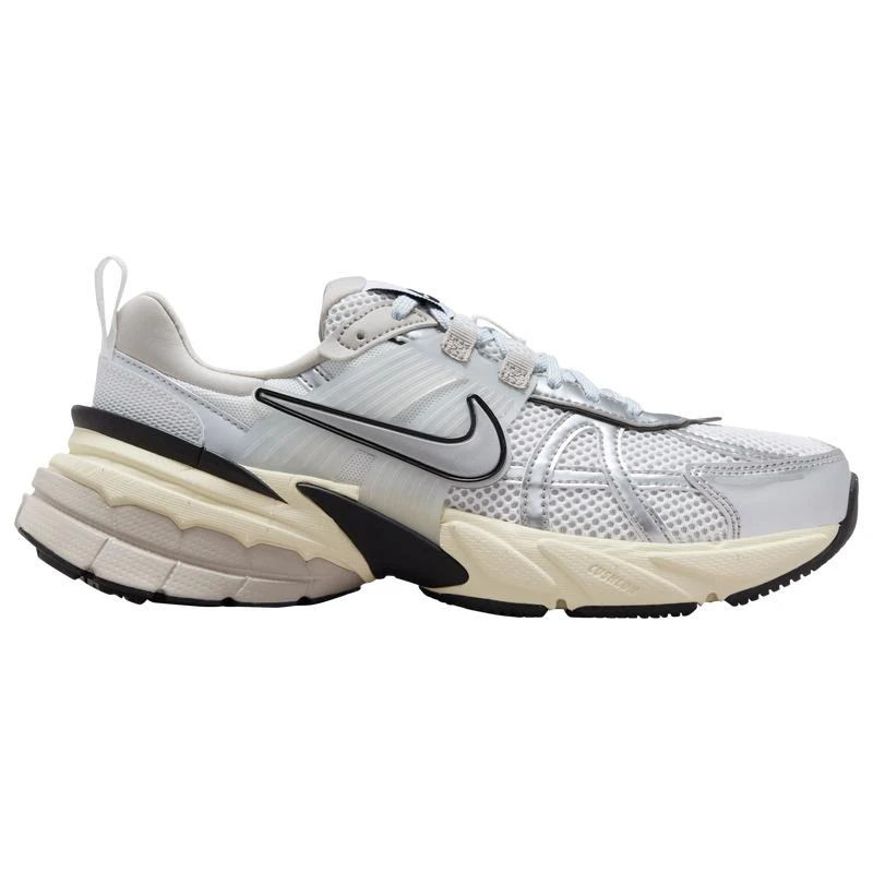NIKE Nike V2K Run - Women's 1