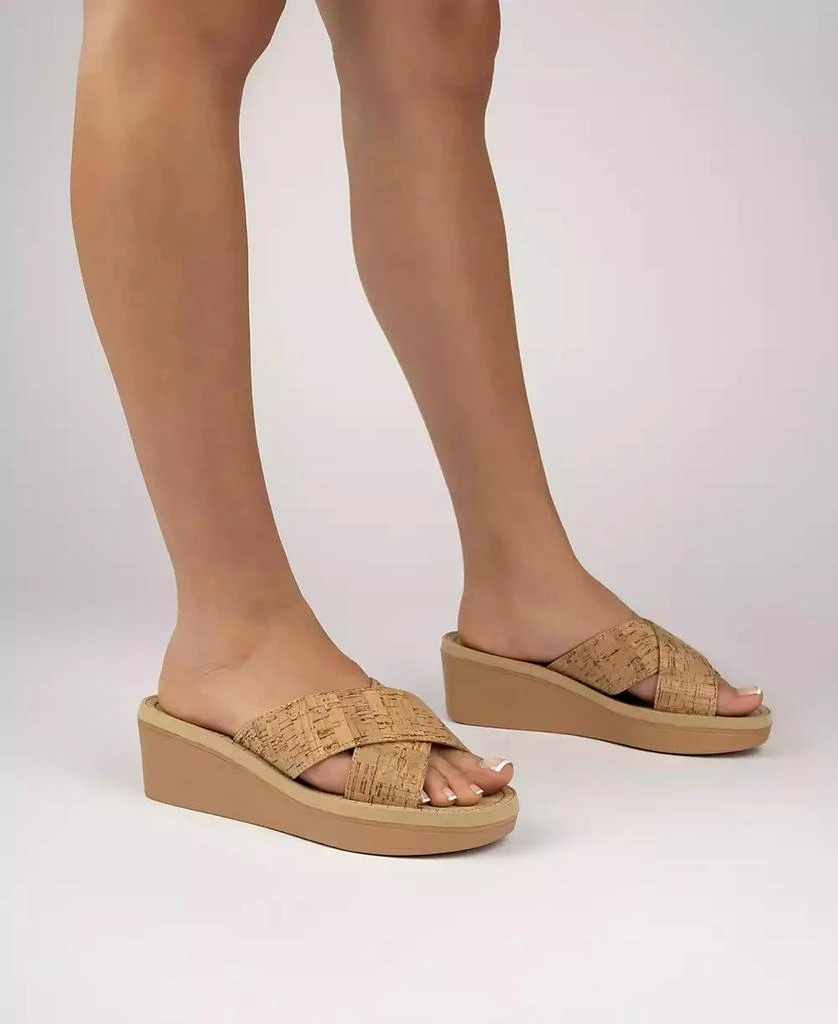 Journee Collection Women's Biara Crisscross Platform Wedge Sandals 6