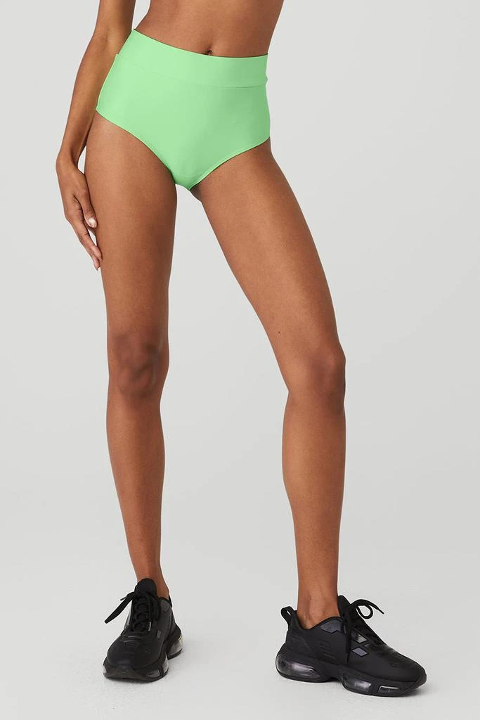 Alo Airlift Record-Breaker Boyshort - Ultramint 1
