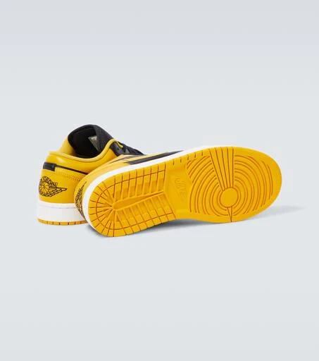 NIKE Air Jordan 1 Low leather sneakers 7