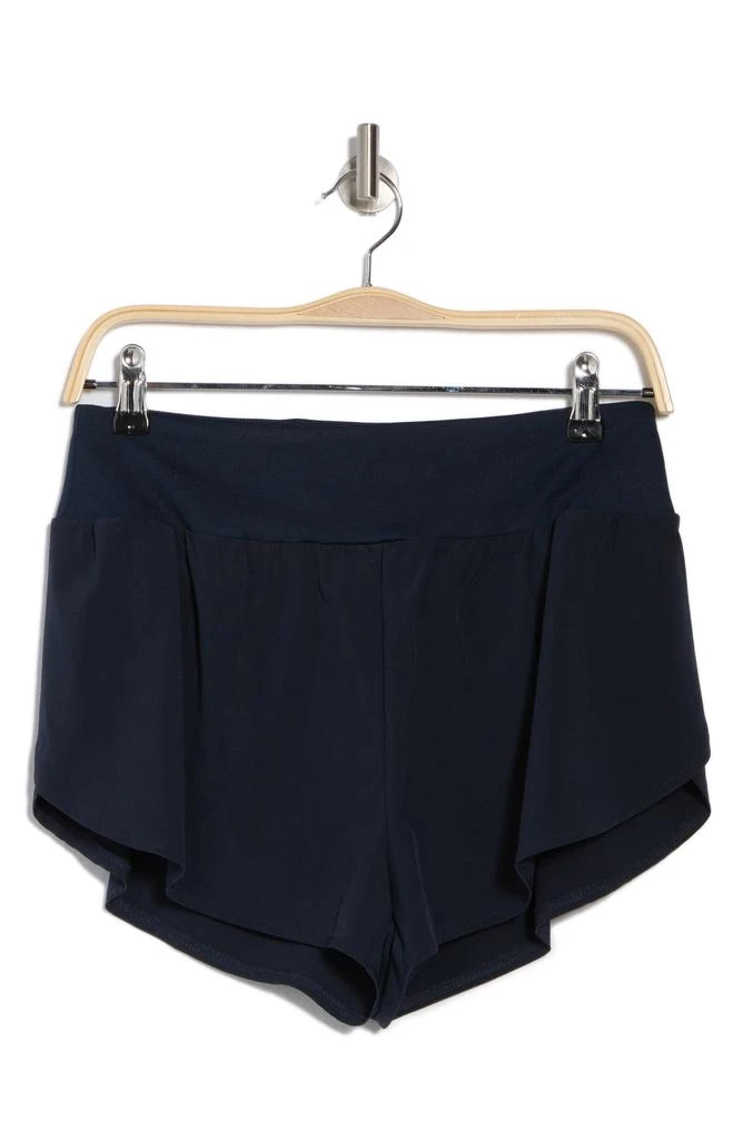 Zella Elevate Pull-On Shorts 3