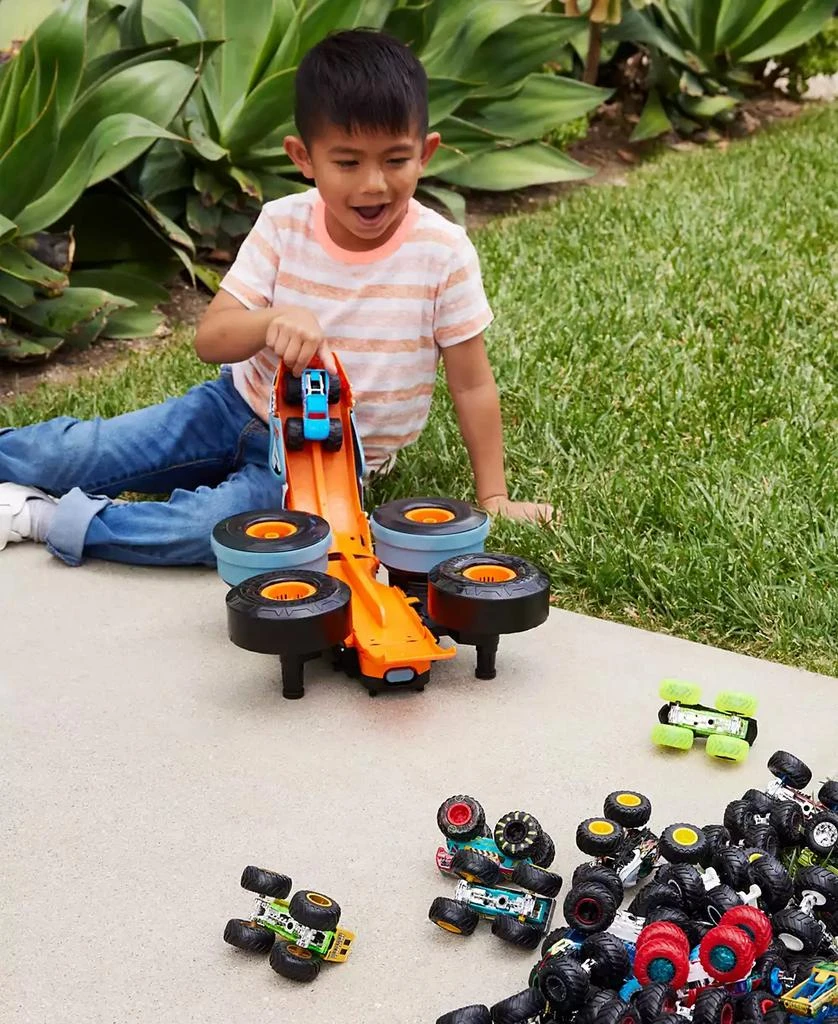 Hot Wheels Monster Trucks HW Changing Rhinomite RC in 1:12 Scale with 1:64 Scale Toy Truck 4