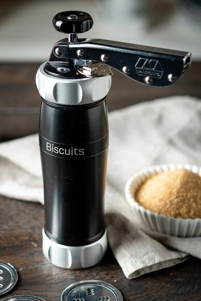 Marcato Design Series Biscuit Maker Press, Includes 20 Cookie Disc Shapes 2