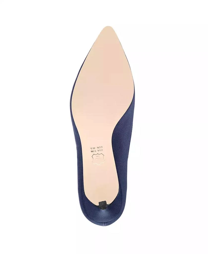 Nina Women's Nina60 Pointed Toe Pump 5