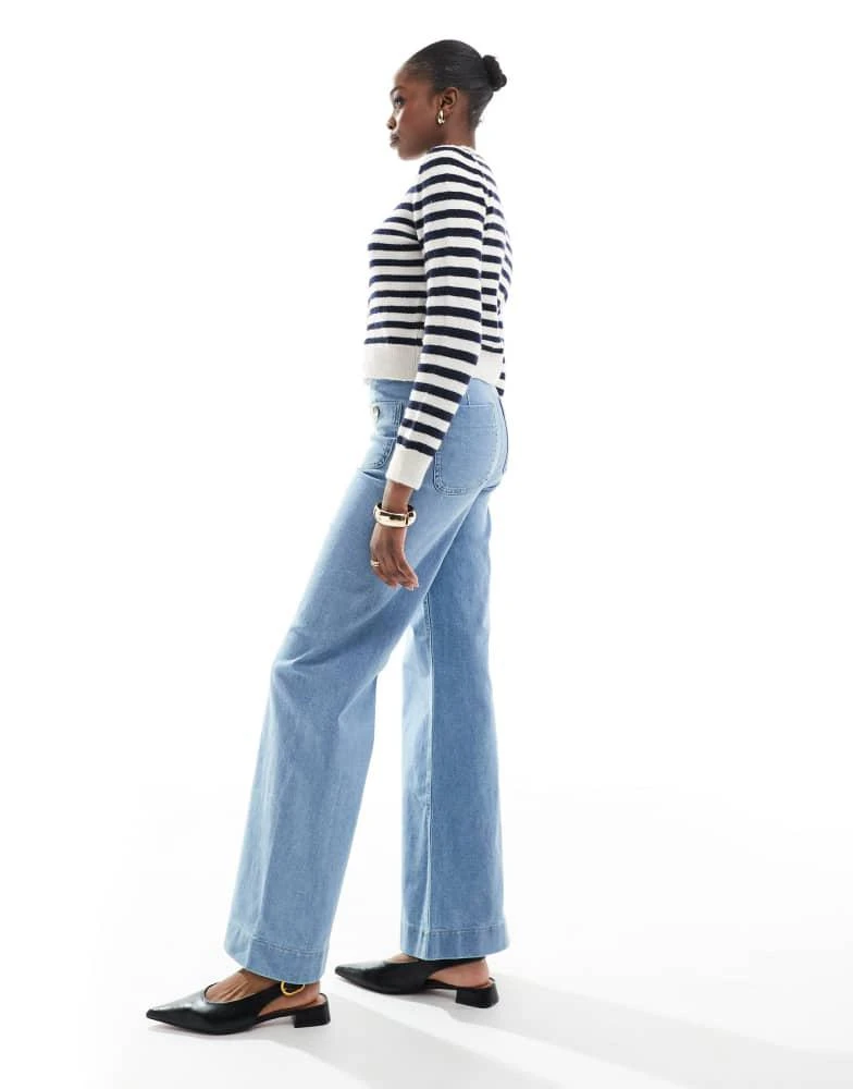 Stradivarius Stradivarius Tall D77 straight leg jean with button detail in mid wash 2