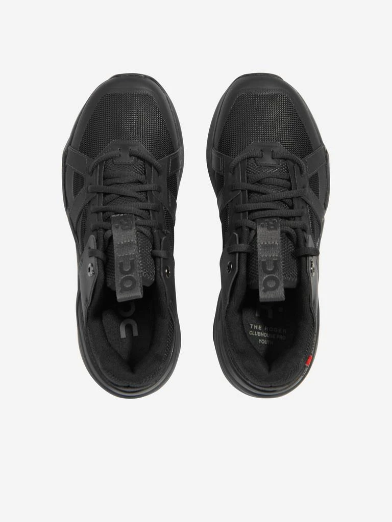 On Running On Running Kids The Roger CH Pro Youth Trainers in Black 4