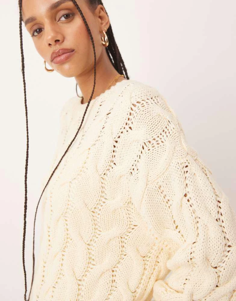 GINA TRICOT Gina Tricot oversized cable knit sweater in butter yellow 2