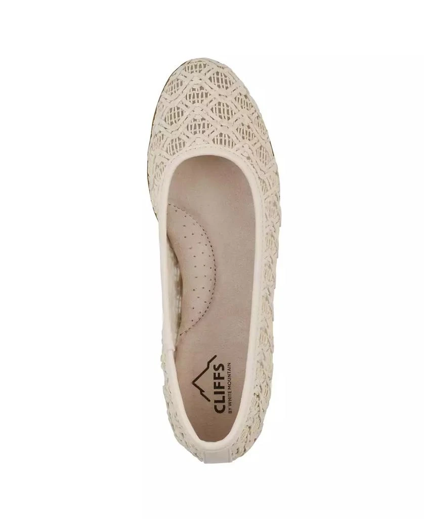 White Mountain Women's Cariann Ballet Round Toe Flats 4