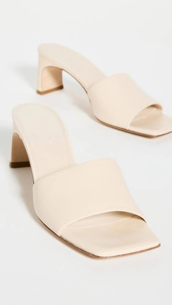 AEYDE Jeanie Nappa Leather Creamy Sandals 4