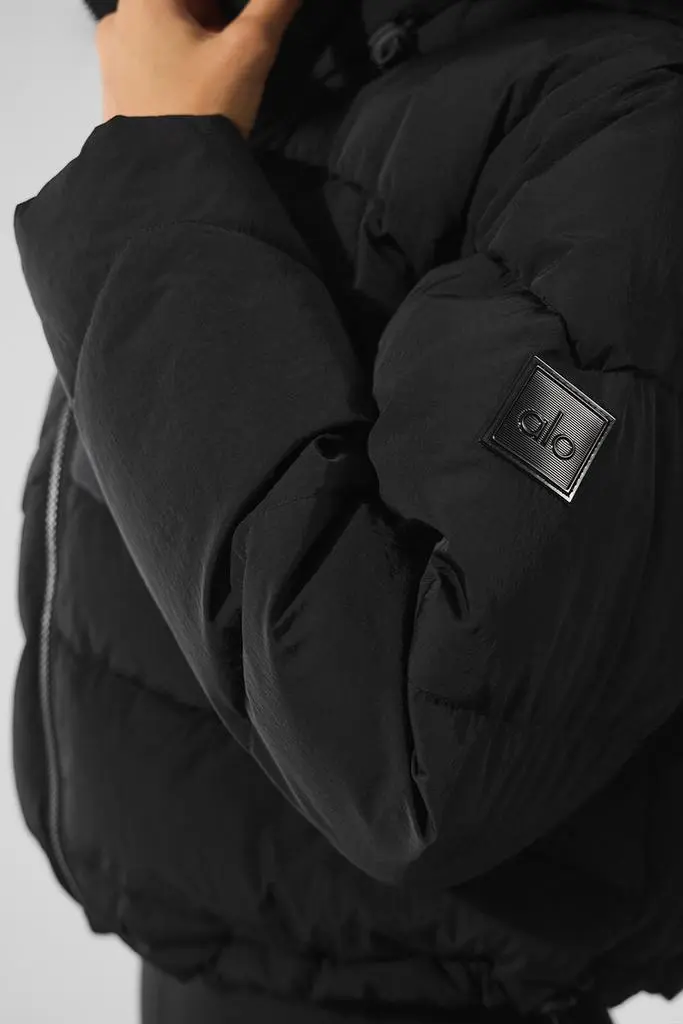 Alo Glacier Puffer - Black - Coats - Free Shipping - BeyondStyle