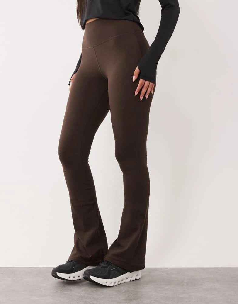 4505 4505 Hourglass Icon soft touch high waist slim kick yoga legging in chocolate 3