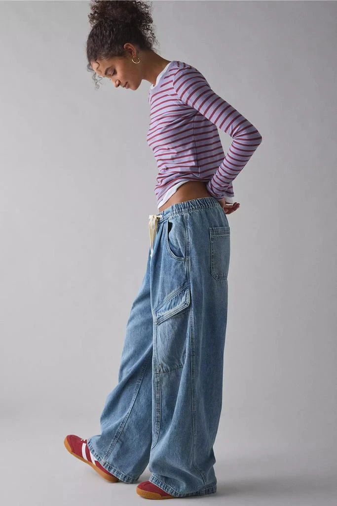 BDG BDG Station Cocoon Baggy Barrel Leg Cargo Jean 4