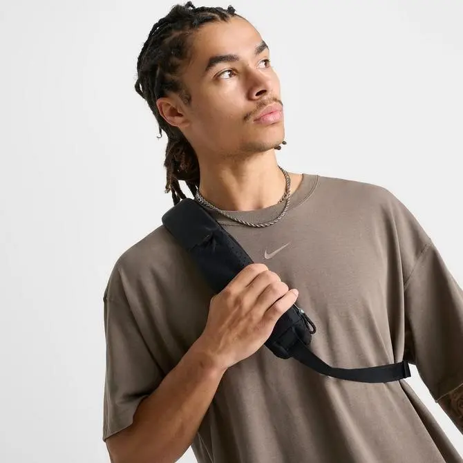 NIKE Nike Sportswear Essentials Sling Bag (8L) - Backpacks - BeyondStyle