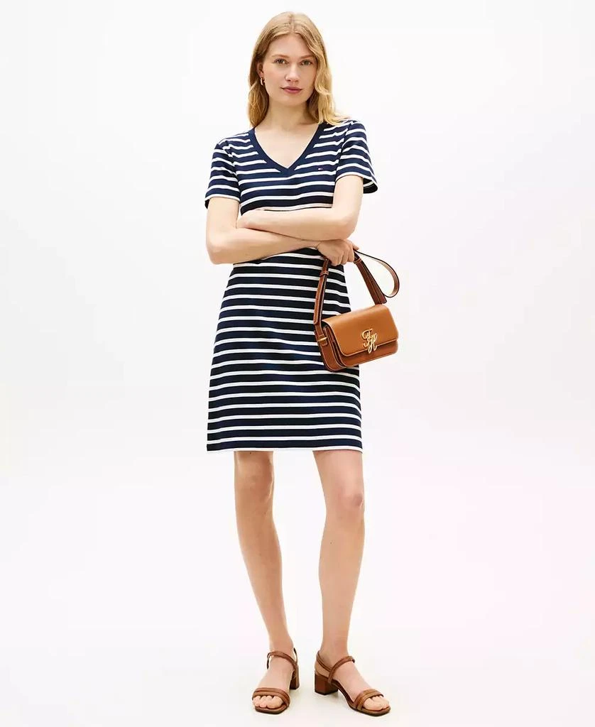 Tommy Hilfiger Women
s Ribbed Stripe V-Neck T-Shirt Dress