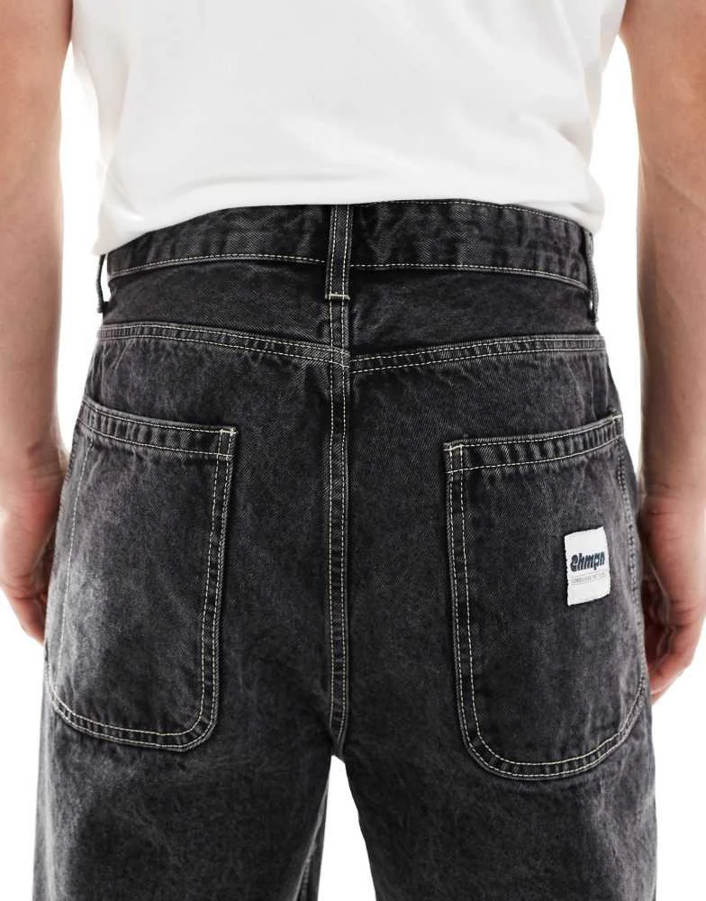 Bershka Bershka loose baggy fit jeans in black 4