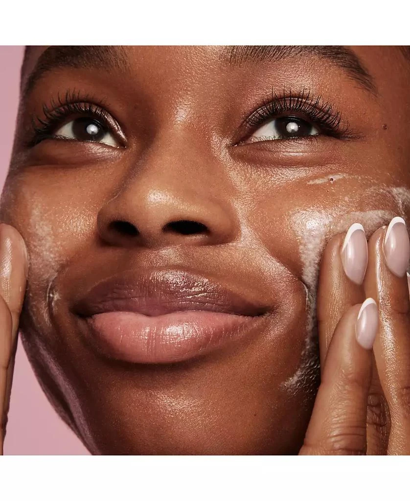 Kylie Cosmetics Clarifying Cleansing Gel Mini 6
