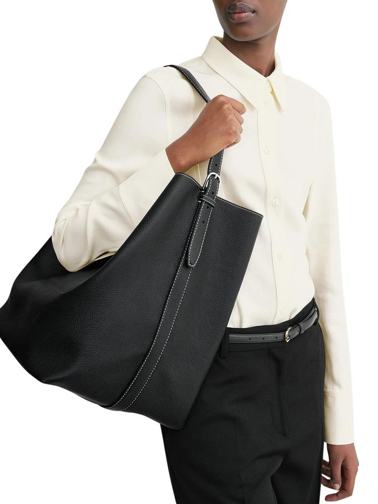 Totême BELTED TOTE BAG IN HAMMERED CALFSKIN 3