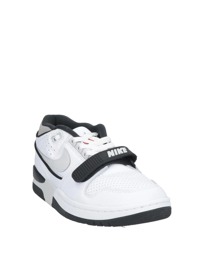 NIKE Sneakers 2