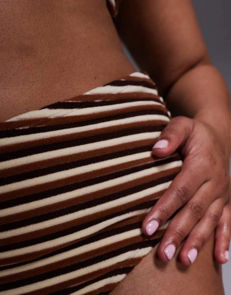 ASOS ASOS DESIGN Curve Tori towelling bikini short in stripe in caramel 4