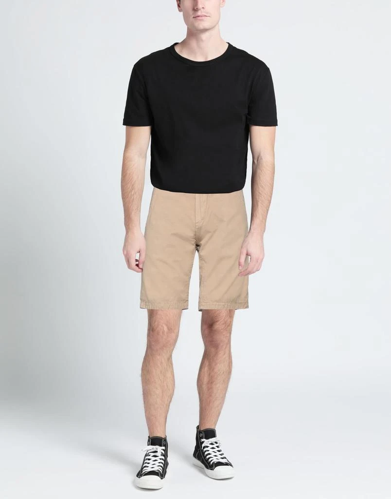 A.F.F ASSOCIAZIONE FABBRI FIORENTINI Shorts & Bermuda 2