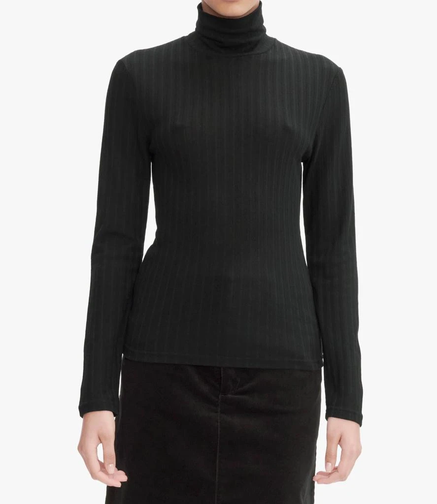 A.P.C. Assia top 6