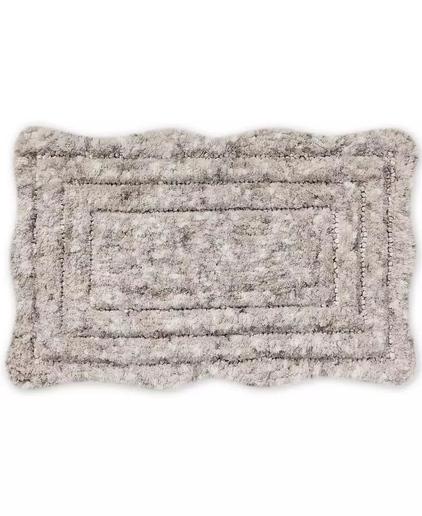 Loloi Niki Scallop Skid-Resistant Bath Rug 1