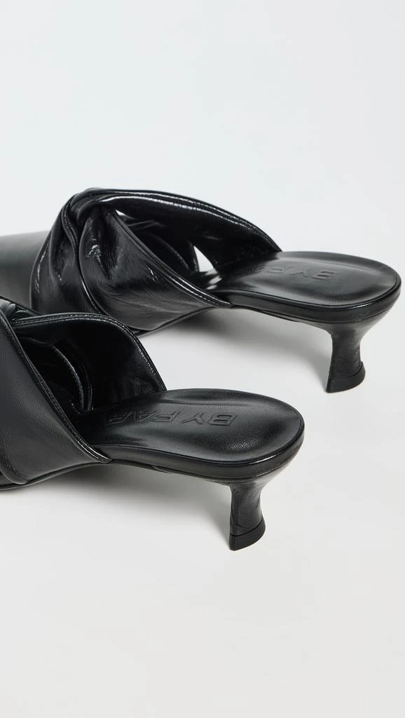 by FAR Leoncia Lamb Nappa Leather Heels 3