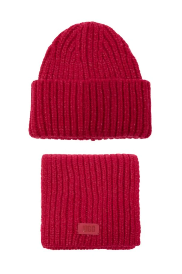 UGG Beanie & scarf set 1