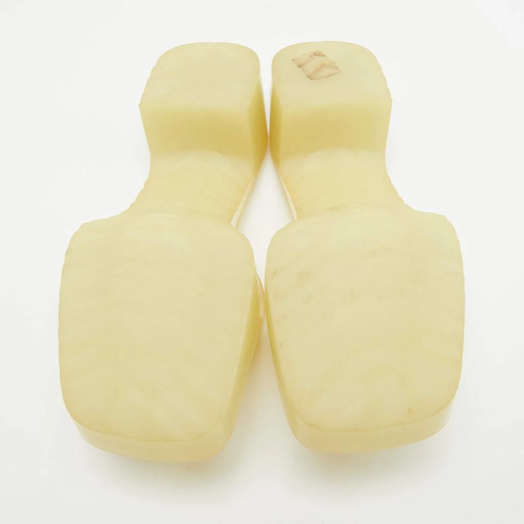 Gucci Gucci Light Yellow Rubber Logo Embossed Slide Sandals Size 37 6