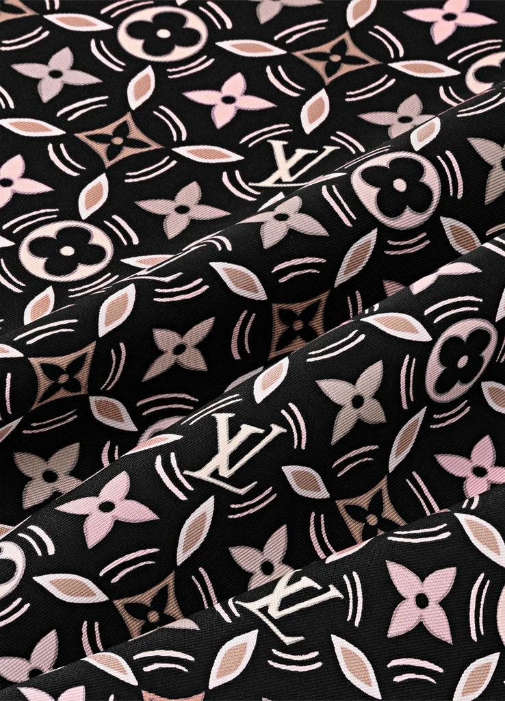 Louis Vuitton Monogram Petal Square 45 4