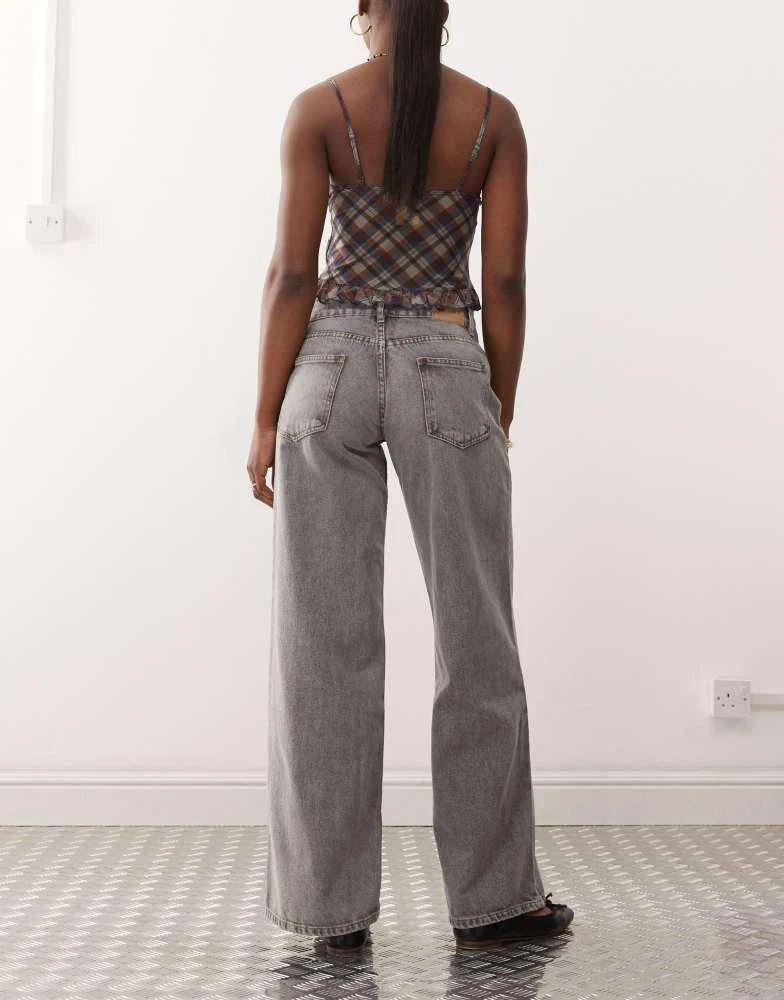 Motel Motel roomy wide leg low rise jeans in grey wash 2