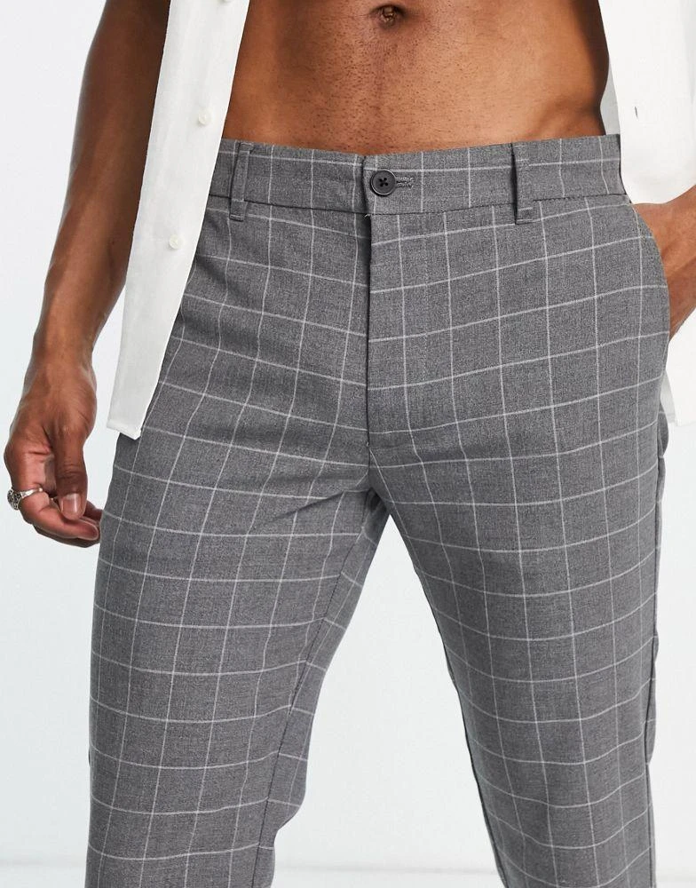 Pull&Bear Pull&Bear slim tailored trousers in grey check 4