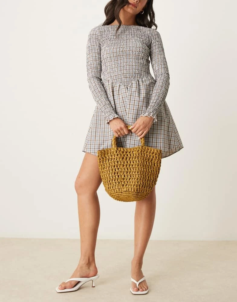 Mango Mango raffia bucket bag with linning in tan 2