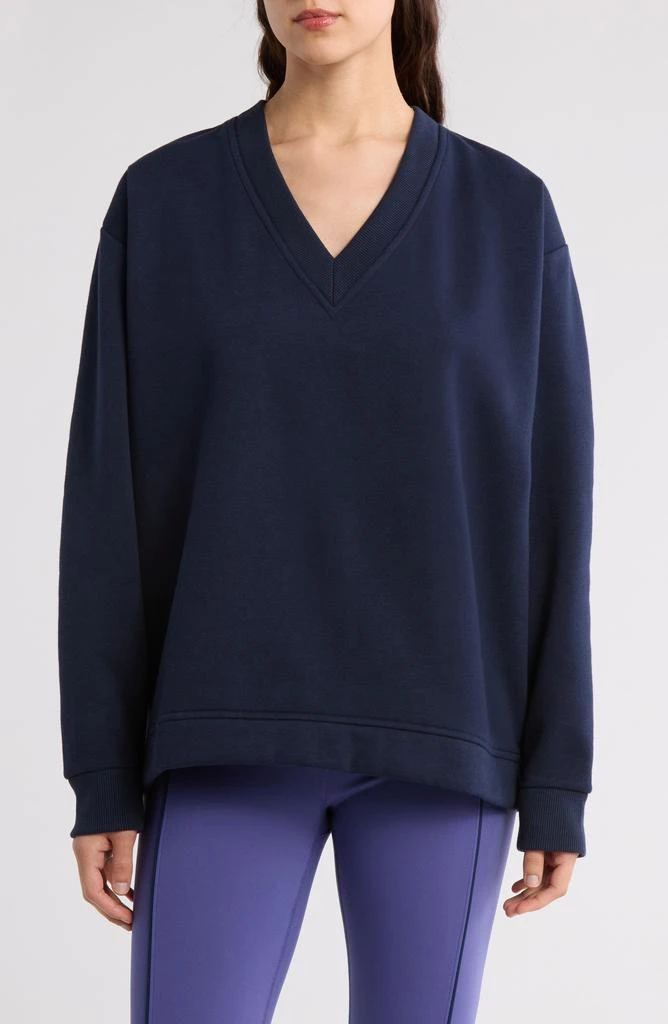 Zella Feather Fleece Oversize V-Neck Pullover 1