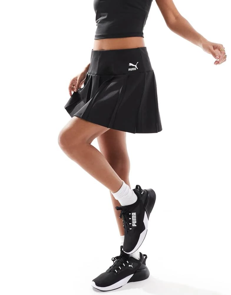 Puma Puma Classics pleated mini skirt in black 2