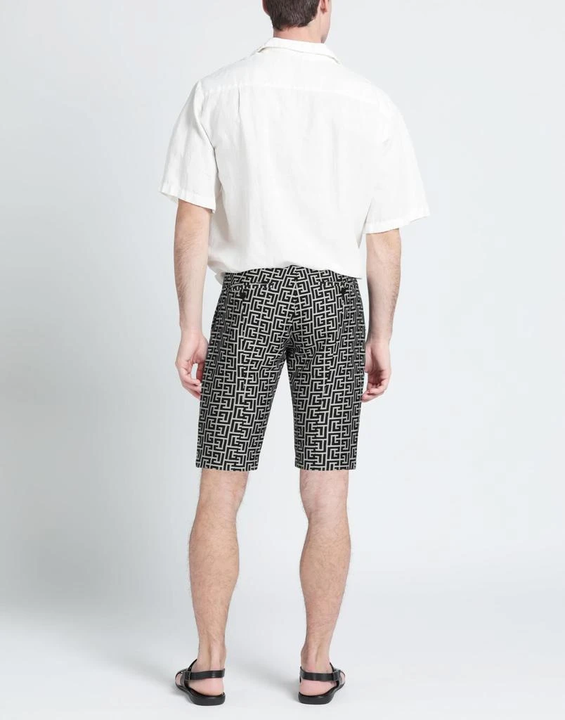 Balmain Shorts
Bermuda 3