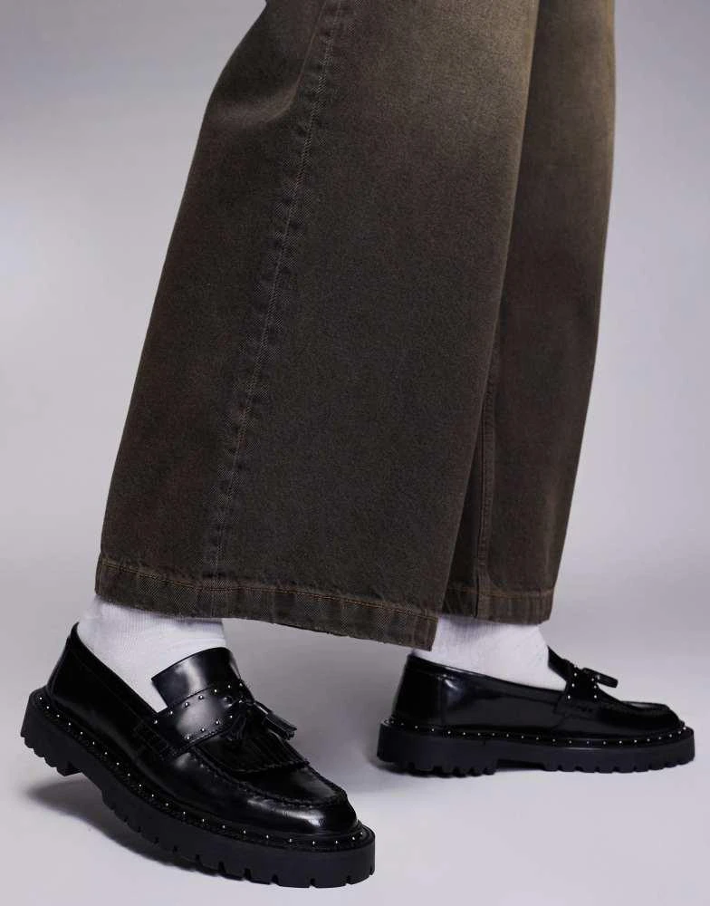 ASOS ASOS DESIGN chunky penny loafer in black leather with silver hardware 3