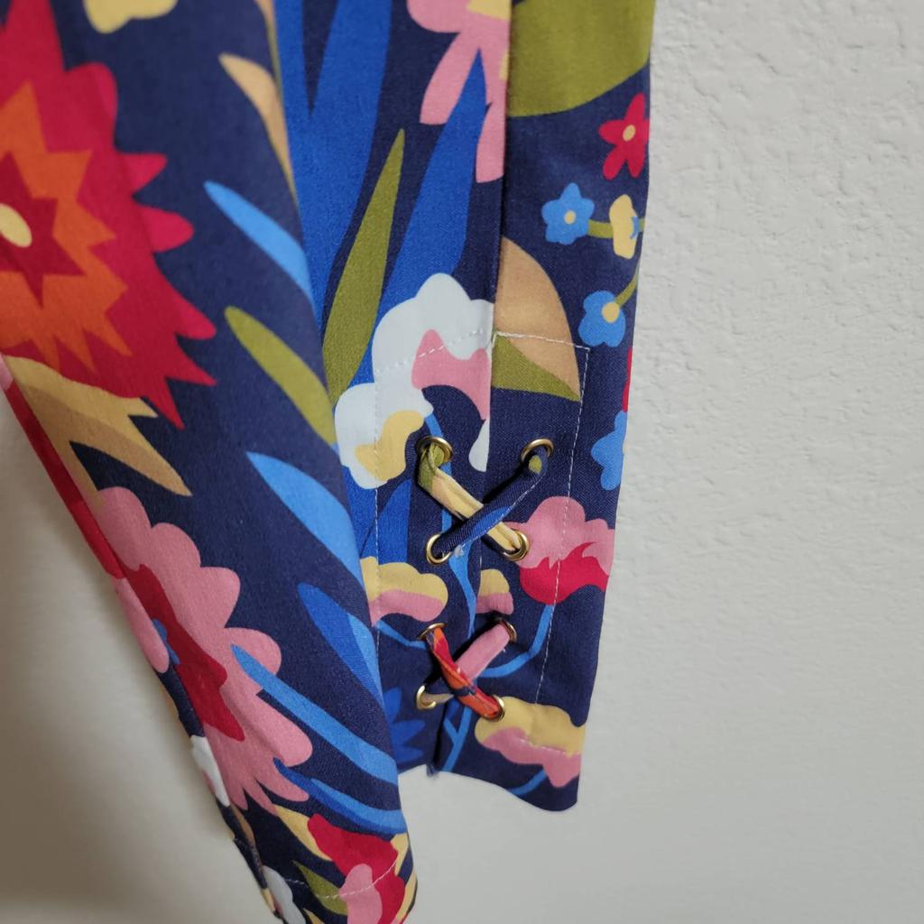 Insight Editions Women Capri